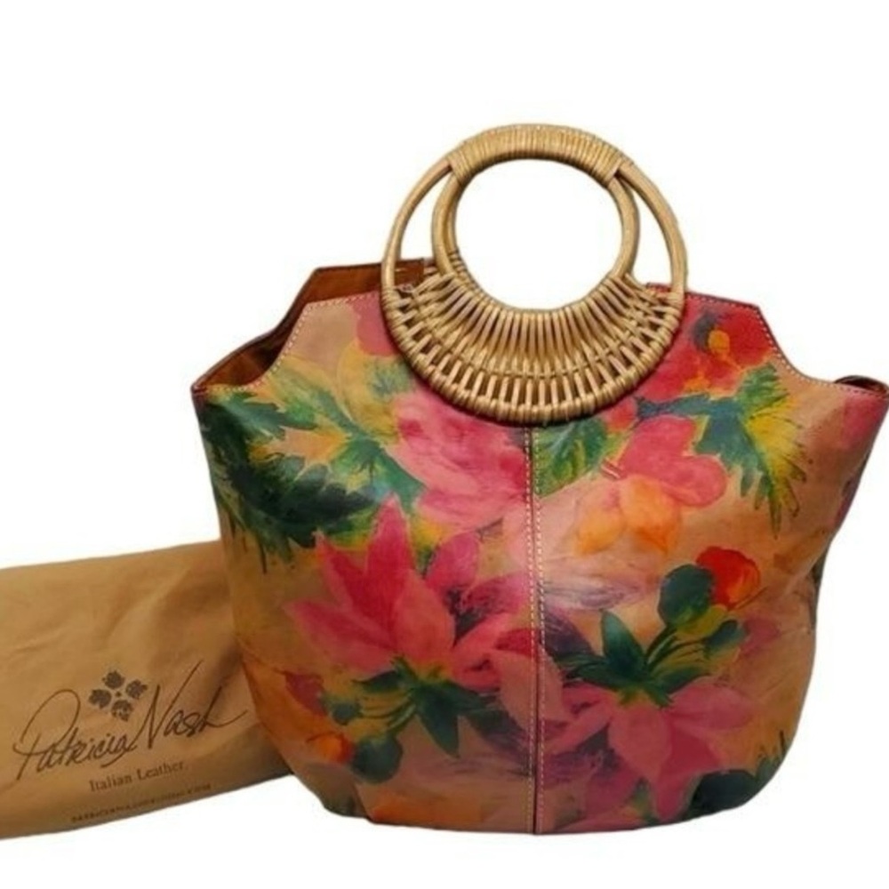 Patricia Nash Floral Bamboo Handle Bag in great condition.
